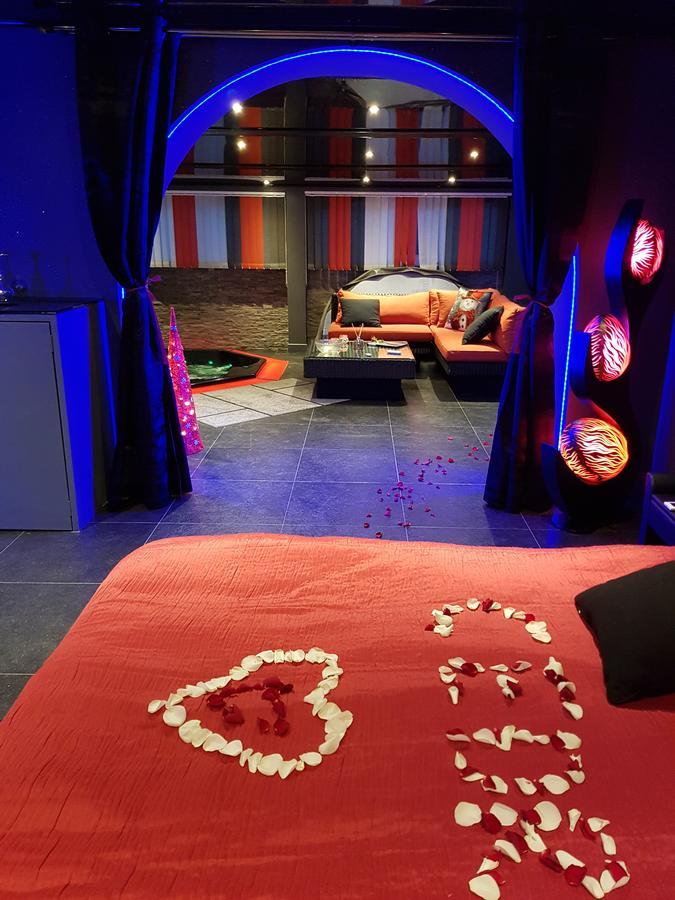 L'Eveil Des Sens Hotell Châteauneuf-le-Rouge Exteriör bild